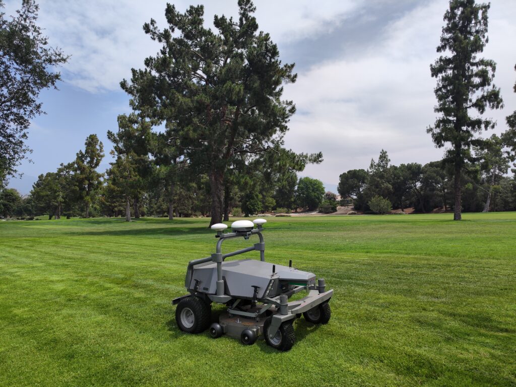 Tondeuse autonome GPS RTK sans fil pour grand terrain résidentiel

Tondeuse robotique professionnelle pour entretien de pelouse commerciale